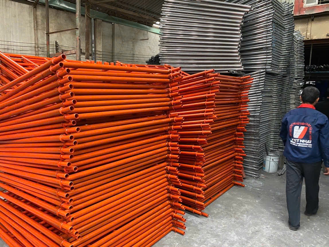 Giàn giáo xây dựng